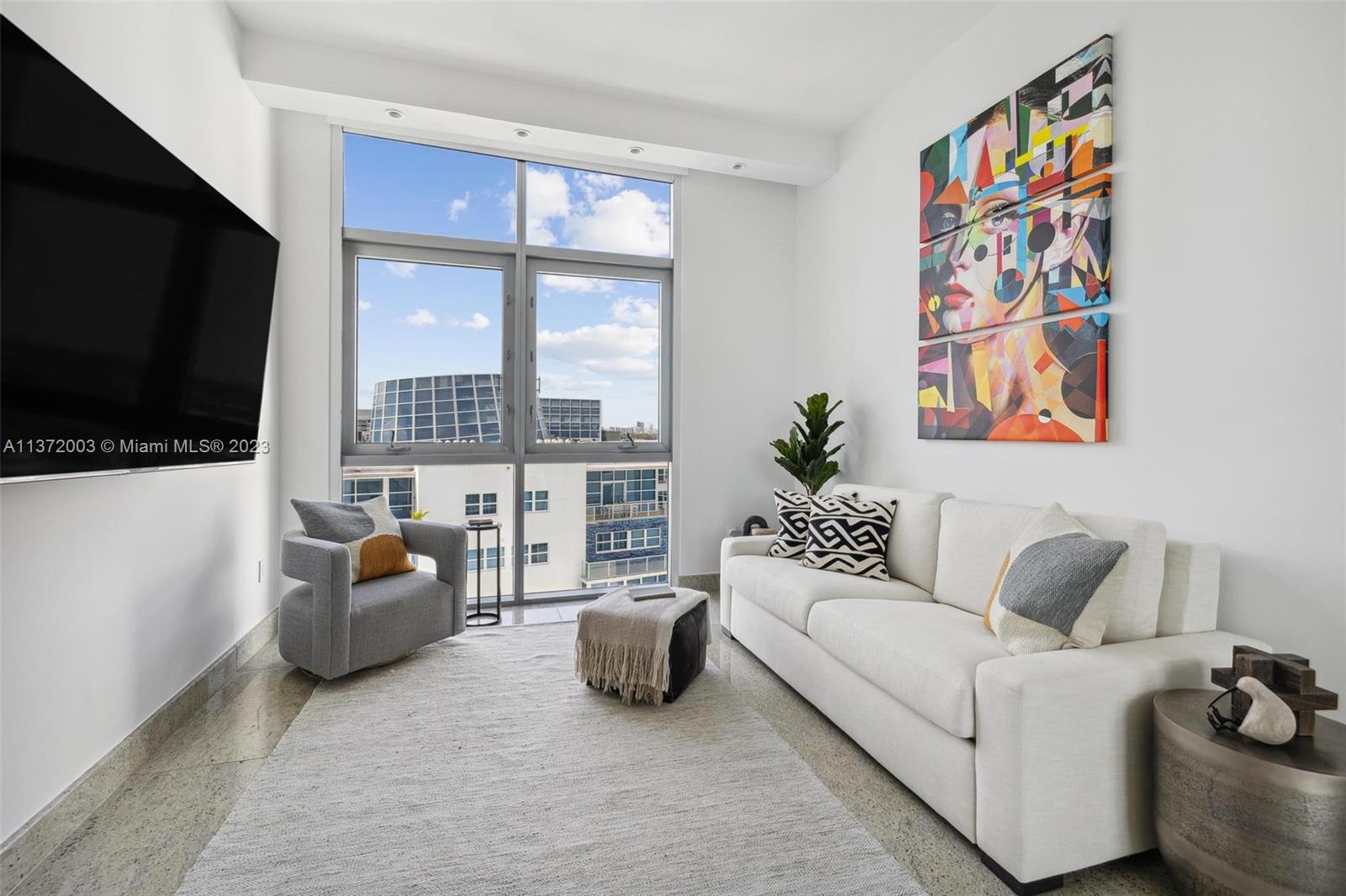 CHATHAM AT AQUA - Residential