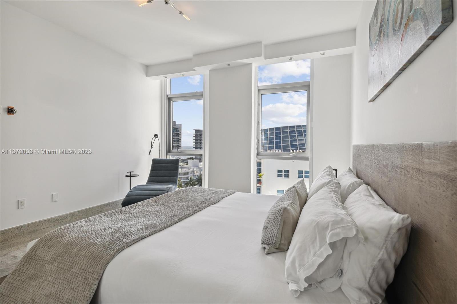 CHATHAM AT AQUA - Residential