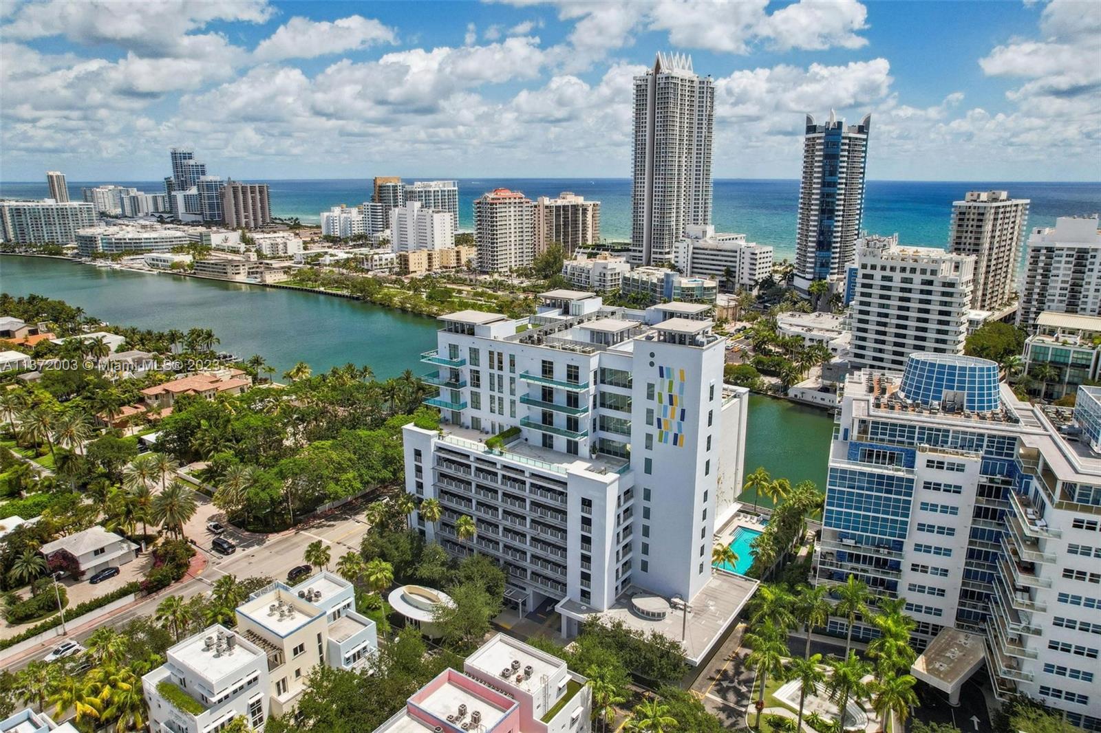 CHATHAM AT AQUA - Residential