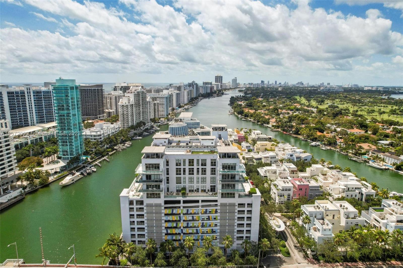 CHATHAM AT AQUA - Residential