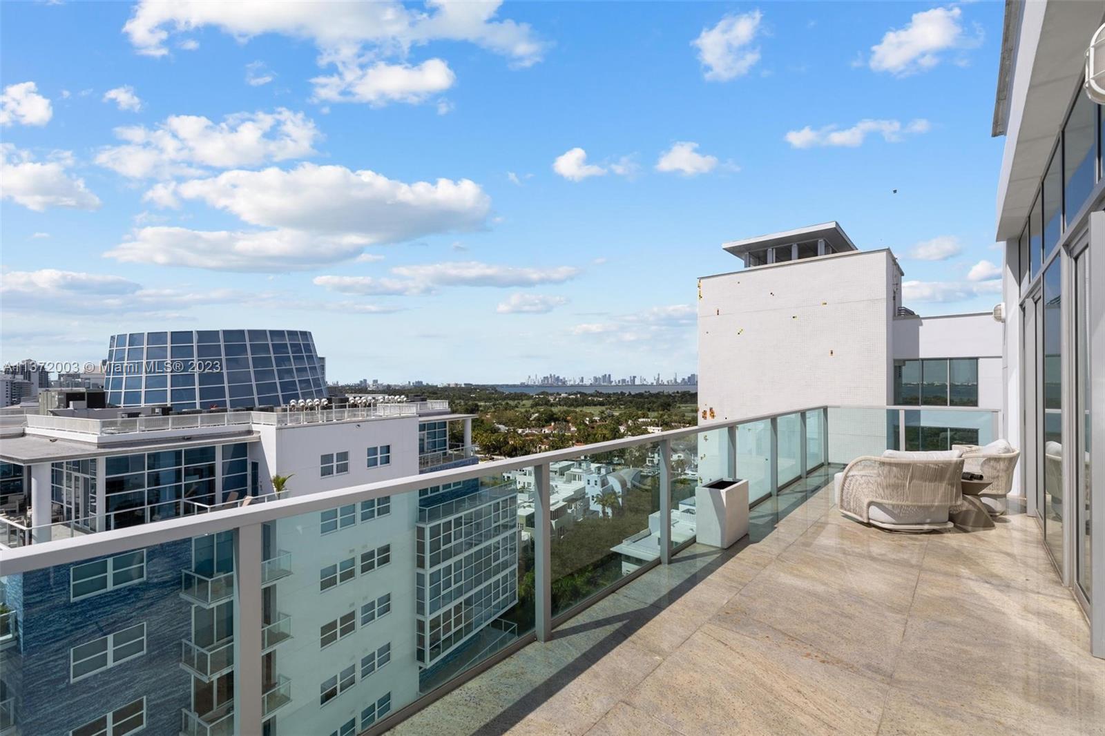 CHATHAM AT AQUA - Residential