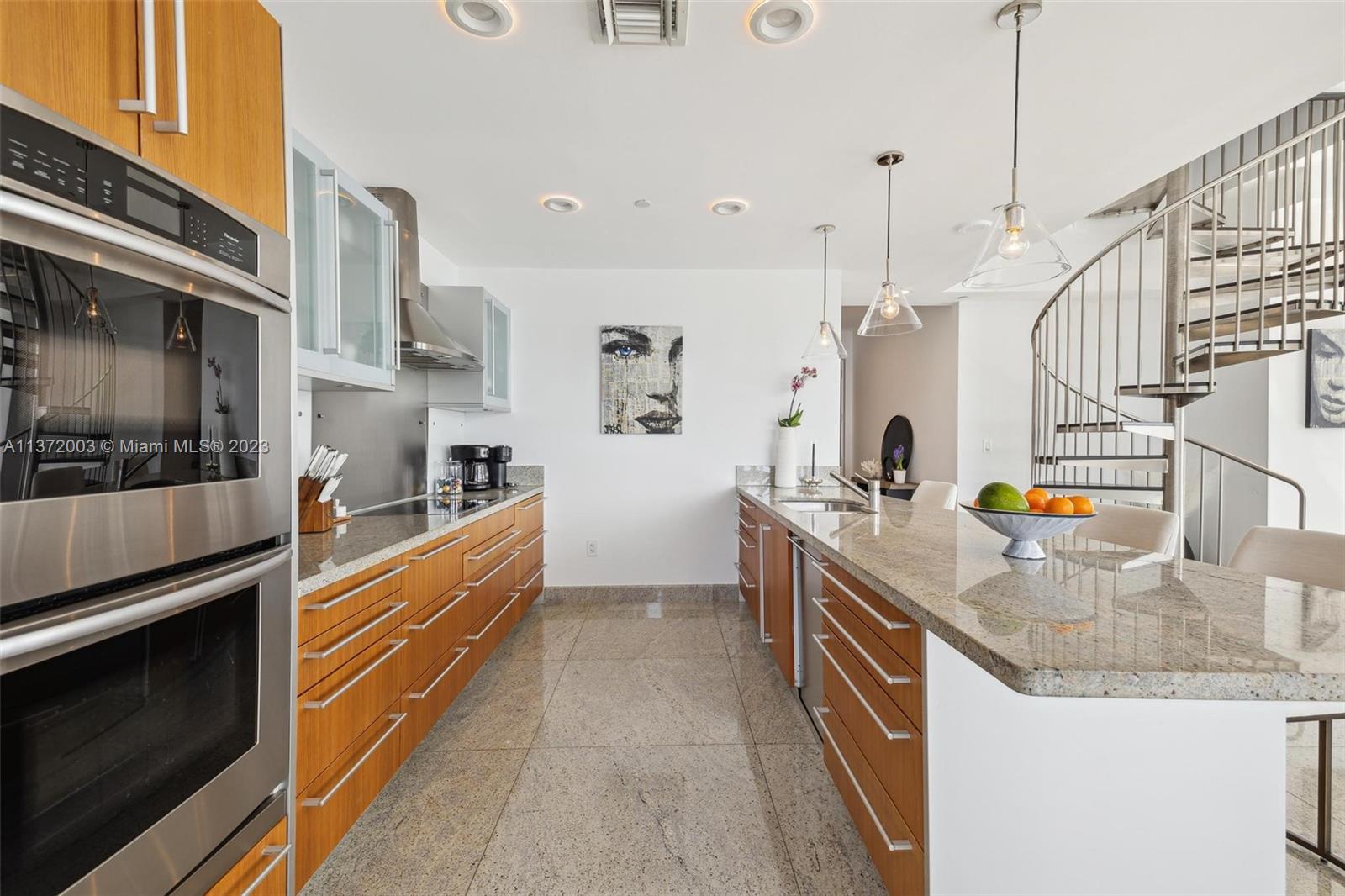 CHATHAM AT AQUA - Residential