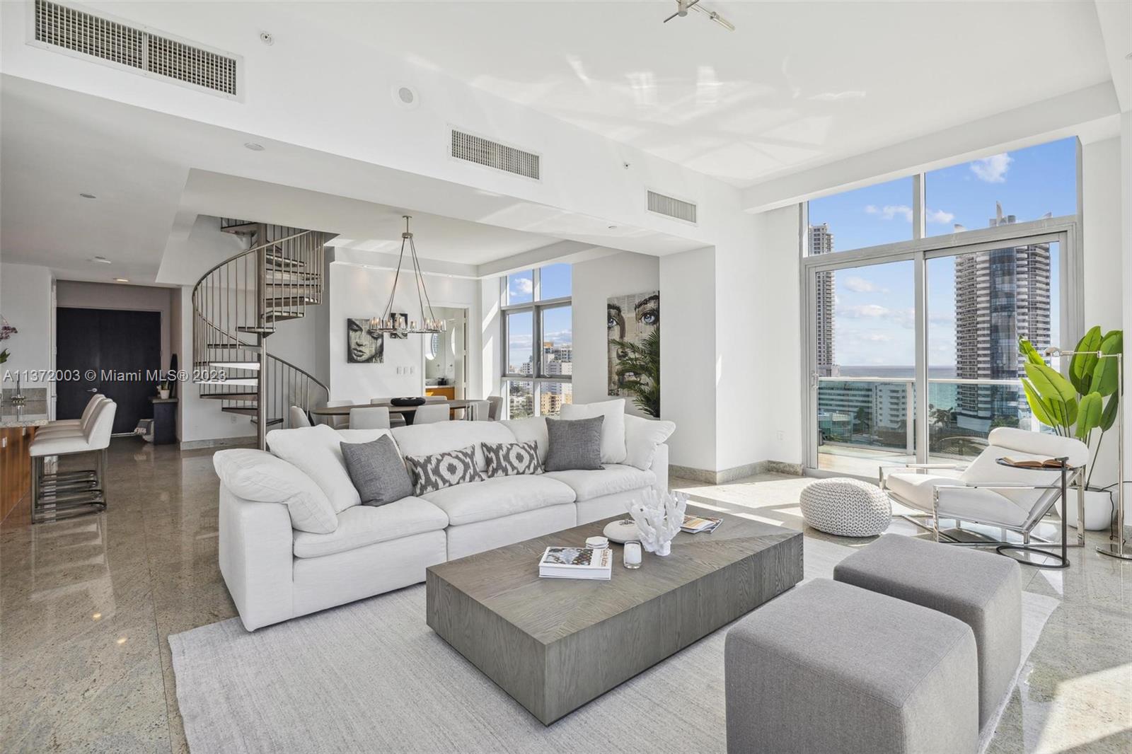 CHATHAM AT AQUA - Residential