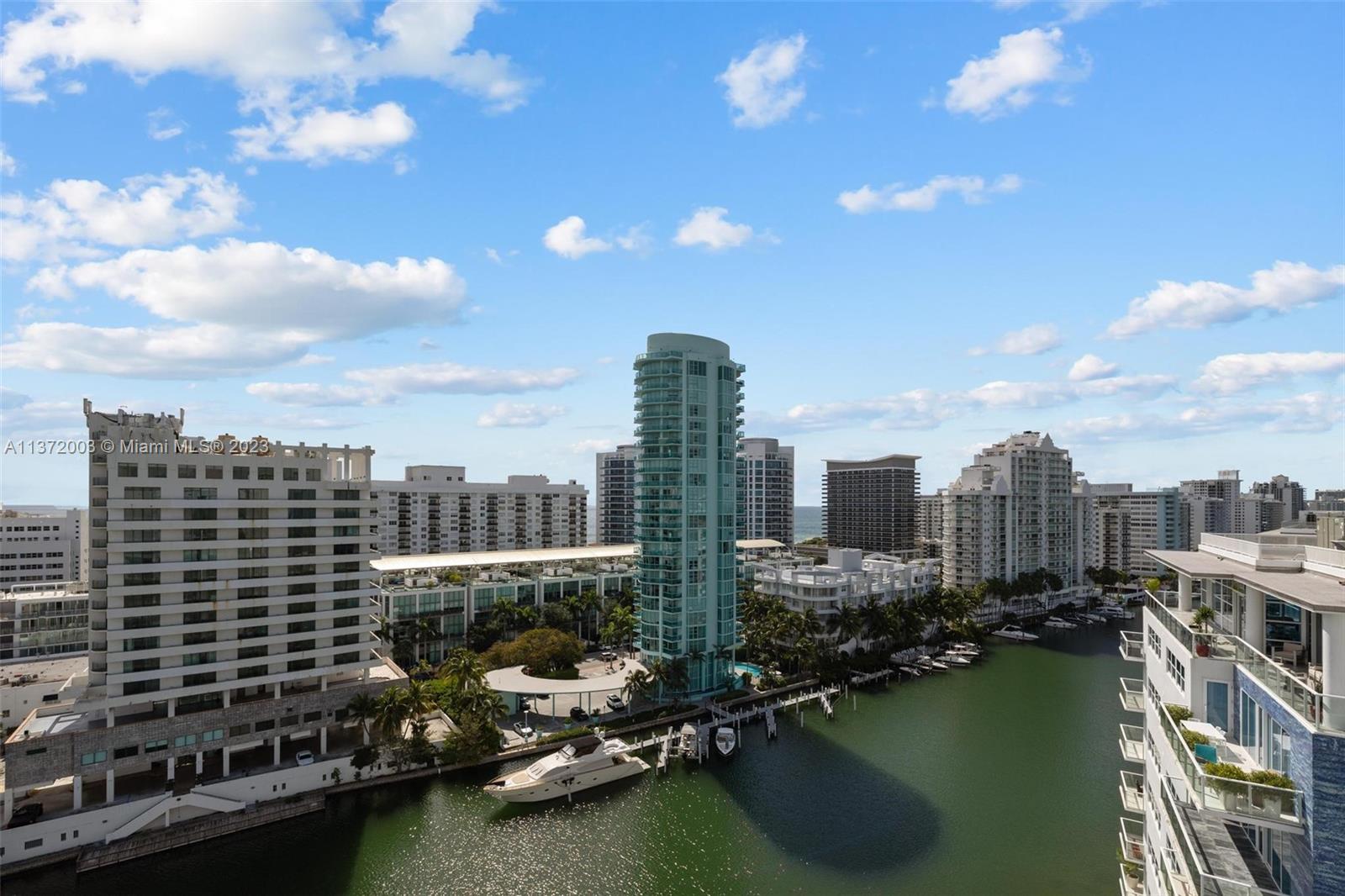 CHATHAM AT AQUA - Residential