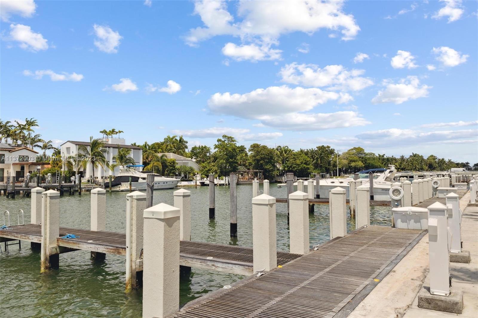 CHATHAM AT AQUA - Residential