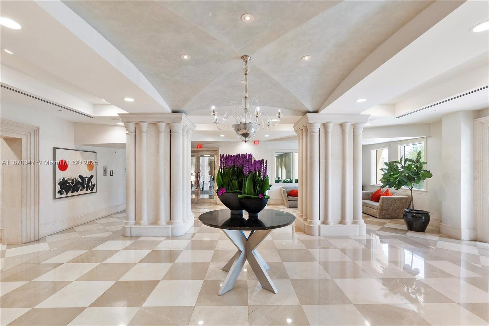 ST TROPEZ ON THE BAY II C - Residential Lease