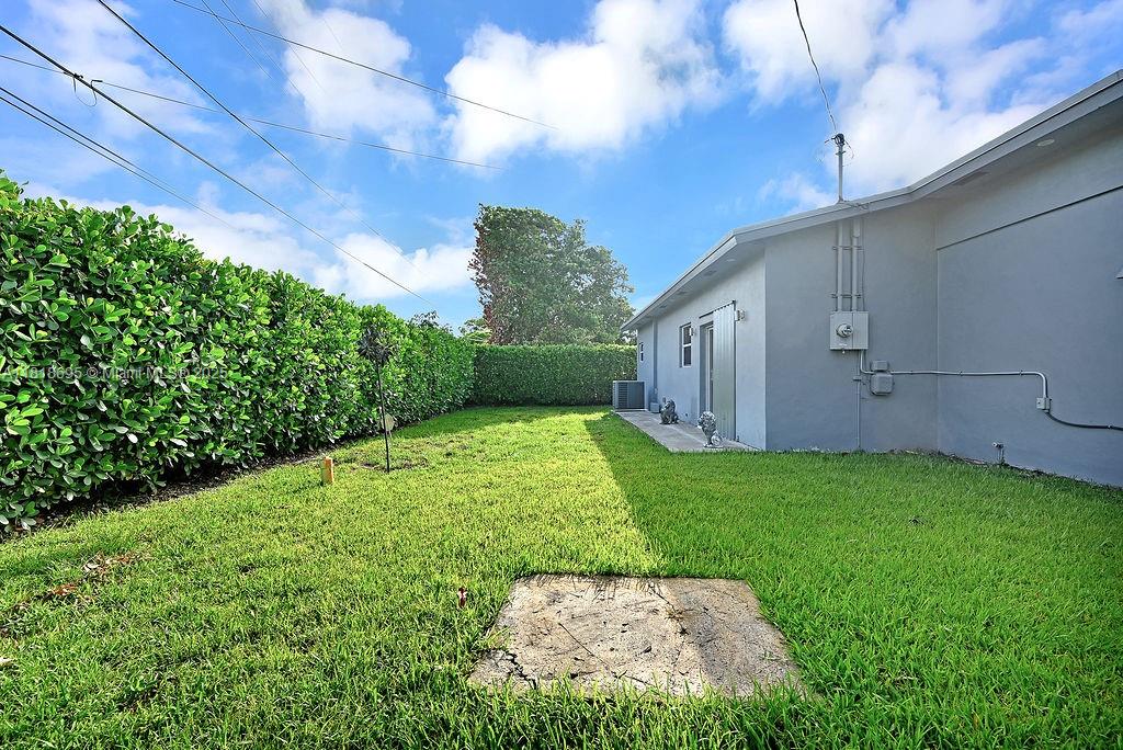 FLEETWOOD GARDENS SEC 1 - Residential