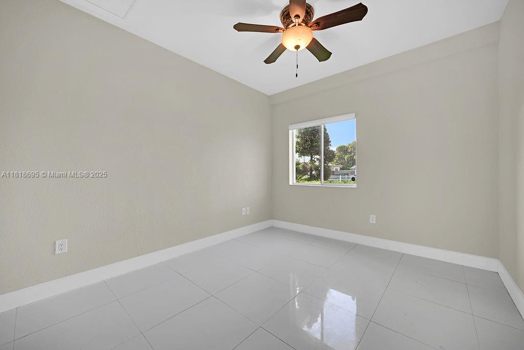 FLEETWOOD GARDENS SEC 1 - Residential