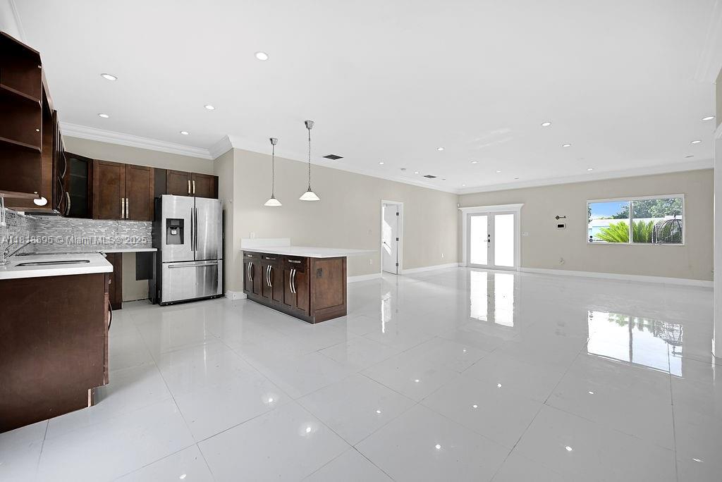 FLEETWOOD GARDENS SEC 1 - Residential