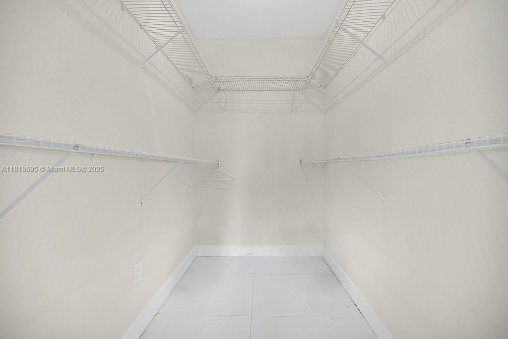 FLEETWOOD GARDENS SEC 1 - Residential