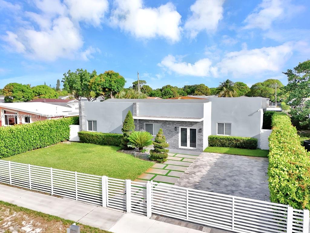FLEETWOOD GARDENS SEC 1 - Residential