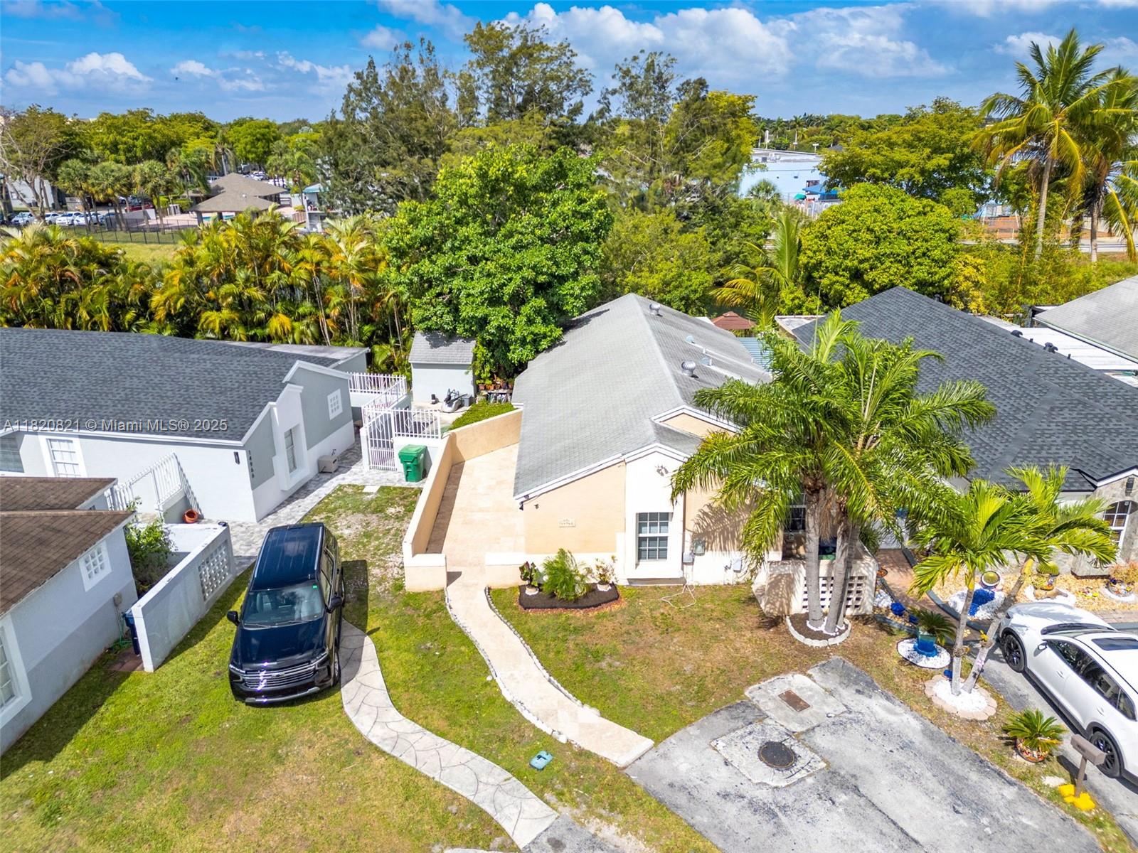 SUNSET SHORES - Residential Lease