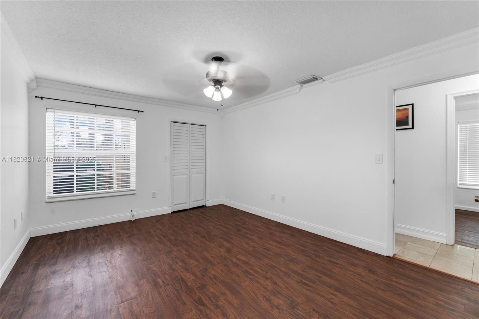 SUNSET SHORES - Residential Lease
