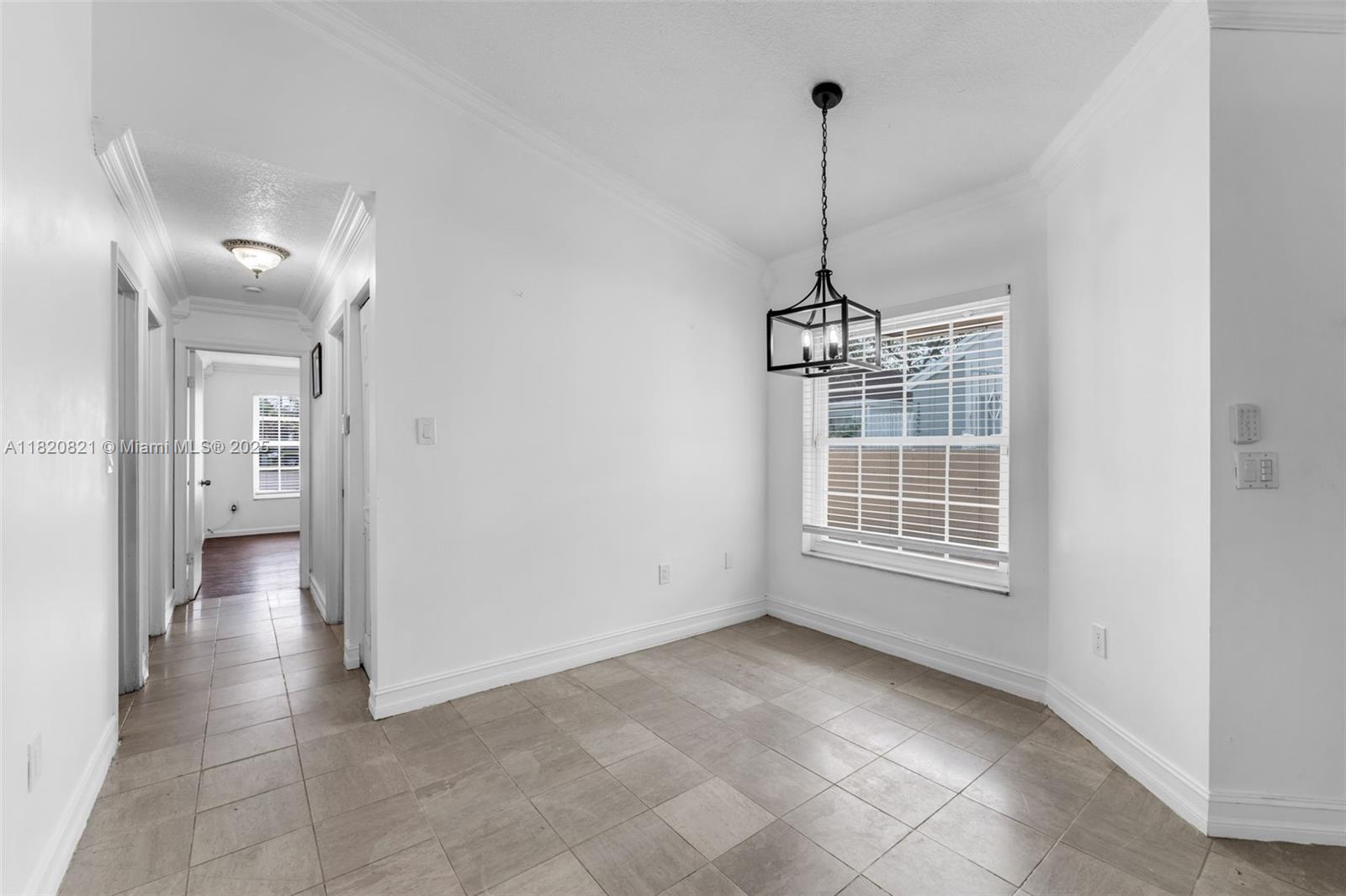 SUNSET SHORES - Residential Lease