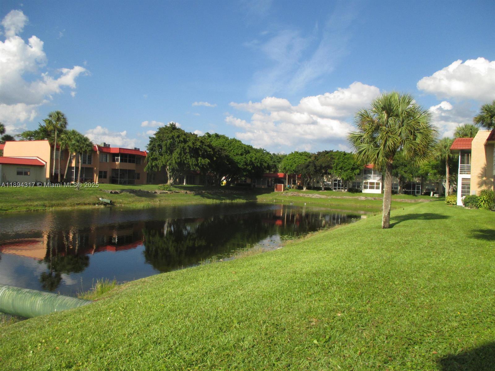 GOLDEN LAKES VILLAGE COND - Residential Lease