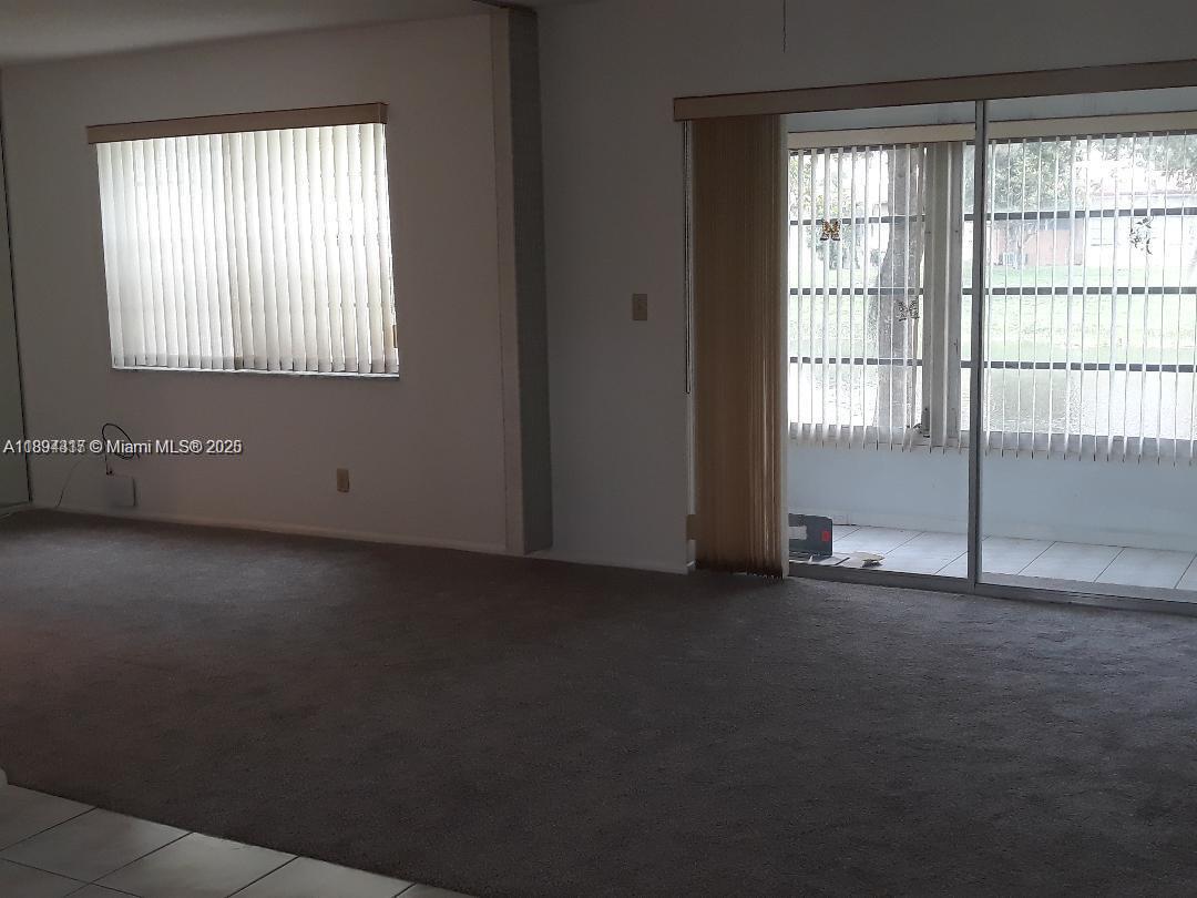 GOLDEN LAKES VILLAGE COND - Residential Lease