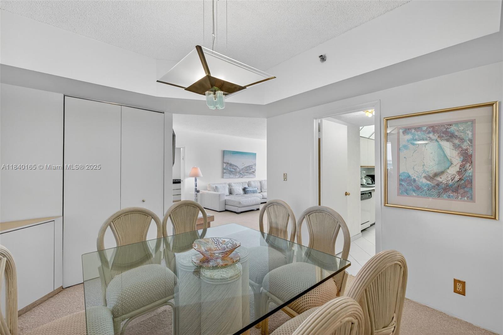 HAMPTONS WEST CONDO - Residential