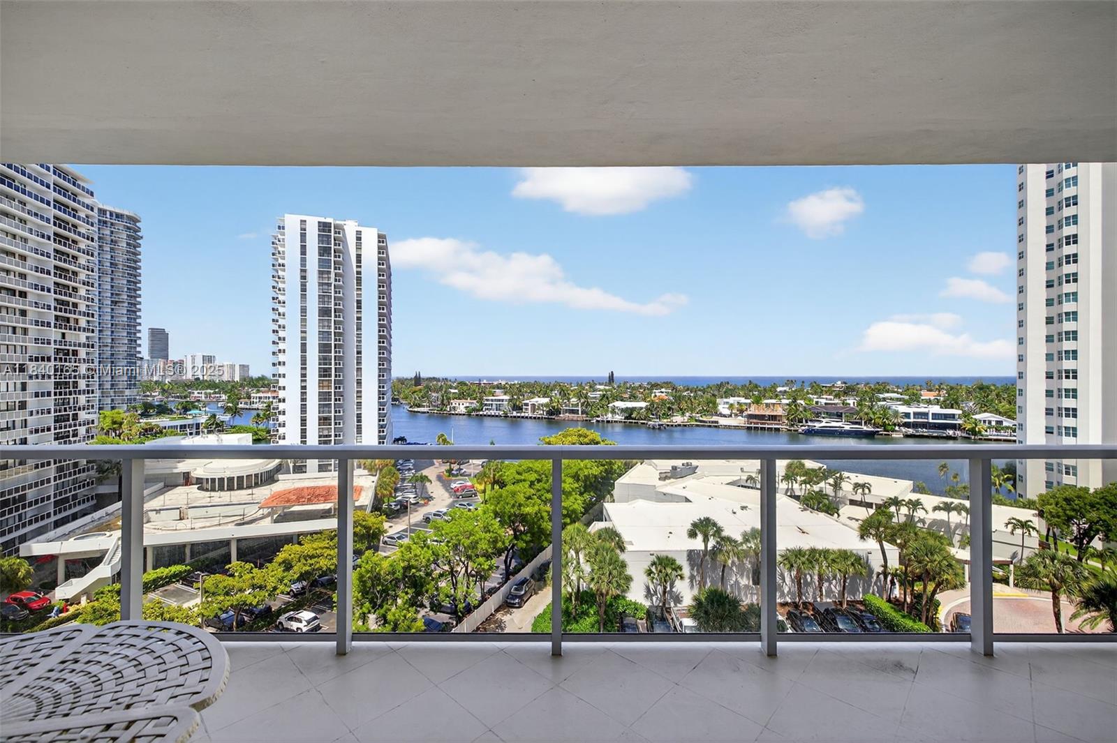 HAMPTONS WEST CONDO - Residential