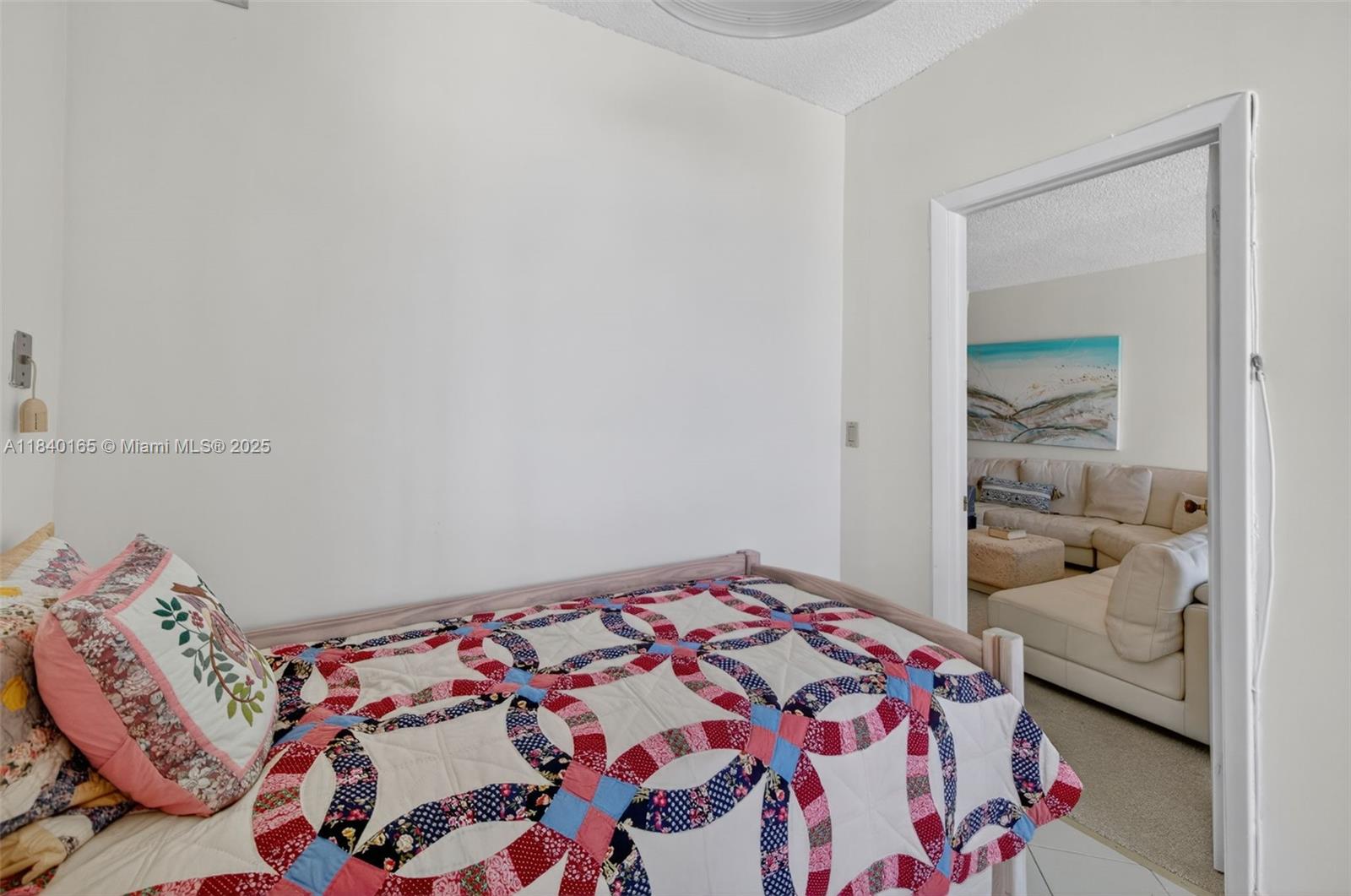 HAMPTONS WEST CONDO - Residential