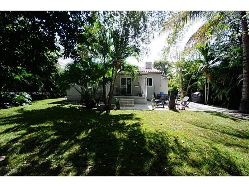 MIAMI SHORES SEC 6 - Residential