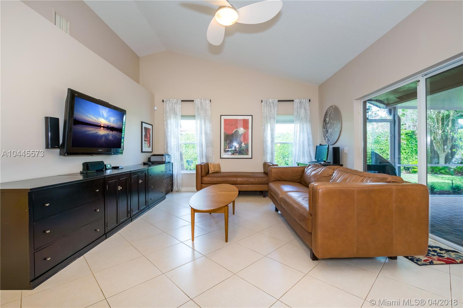 The Ridge on Nob Hill - Residential