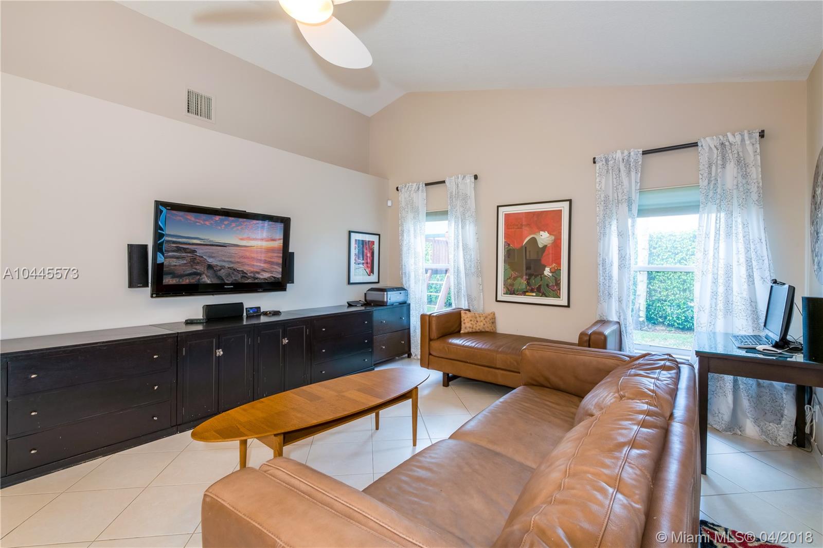 The Ridge on Nob Hill - Residential