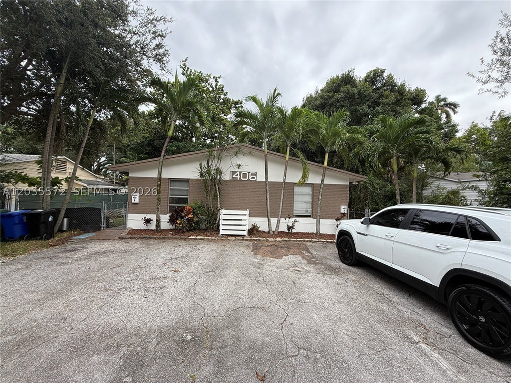 Photo of 1406 SW 1st ST #A, Fort Lauderdale, FL 33312 (MLS # A12035572)