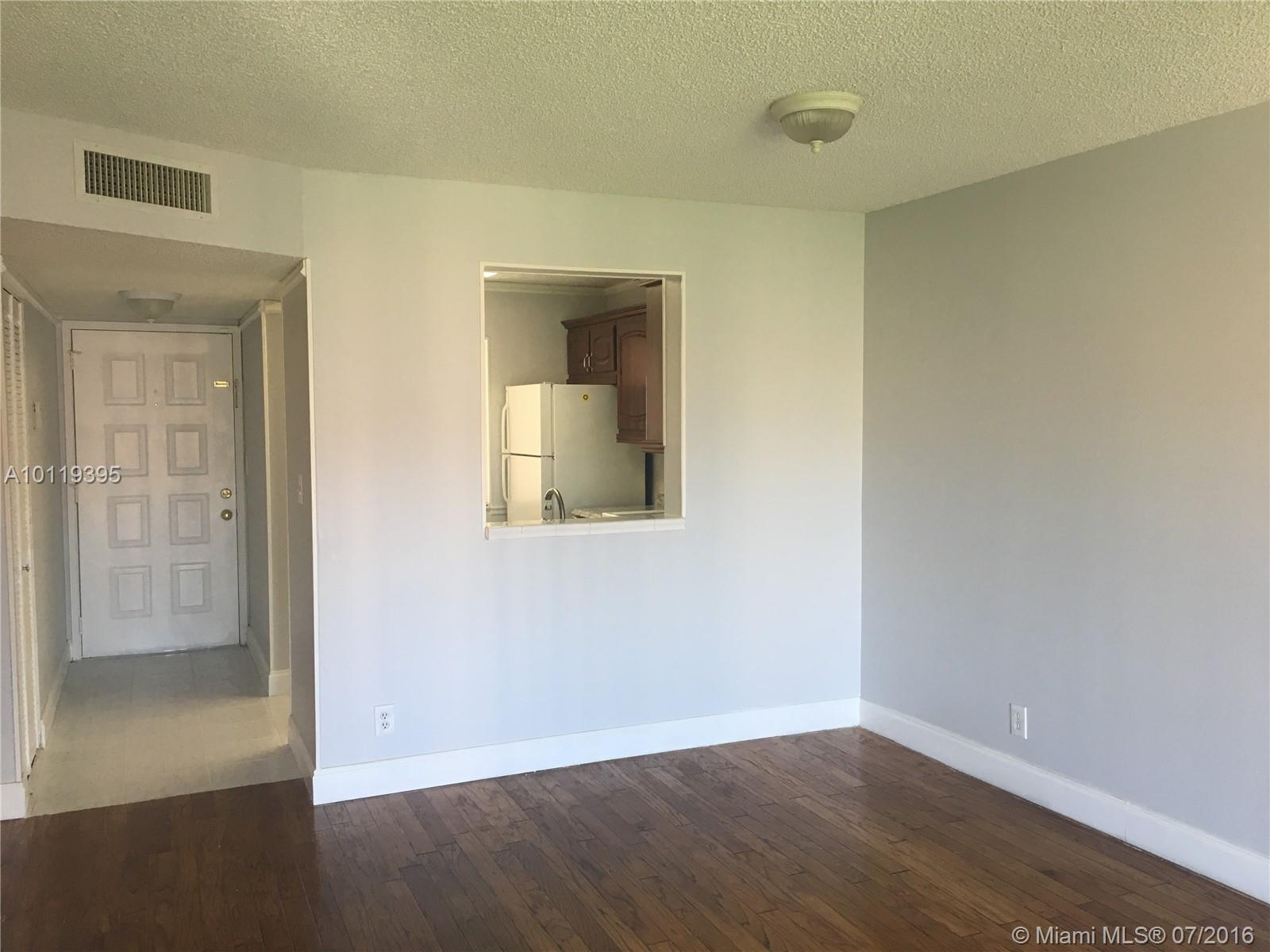 Lakeshore At University P - Residential Lease