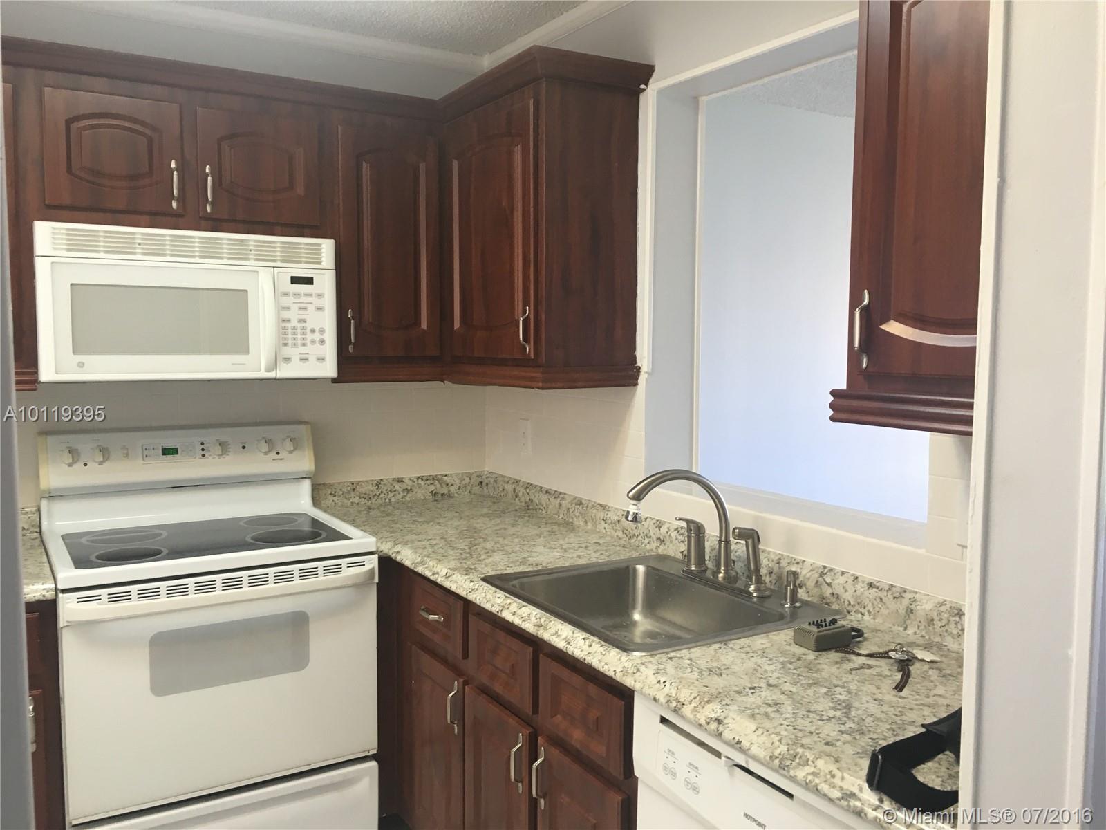 Lakeshore At University P - Residential Lease