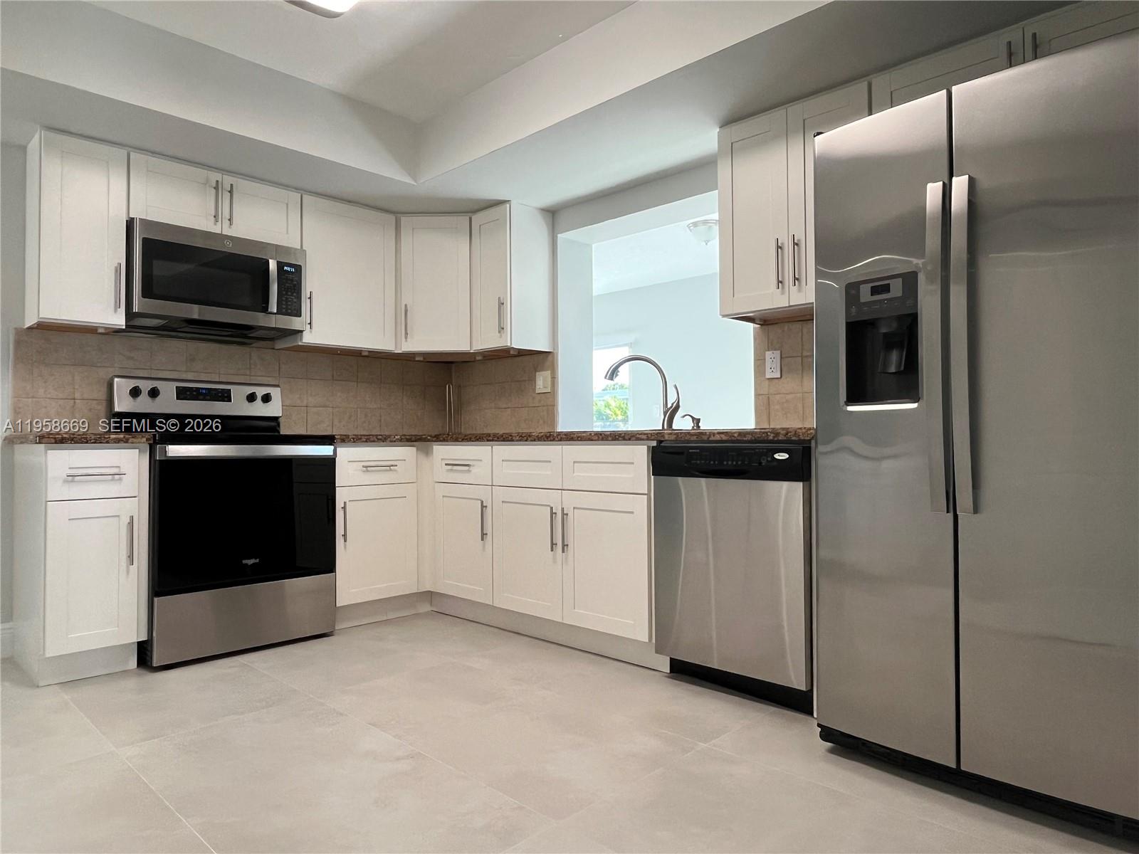 COOPER ESTATES SEC 1 - Residential Lease