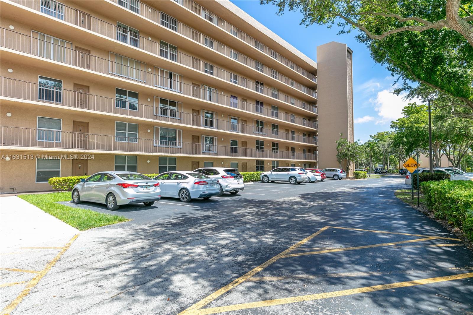 WATERS EDGE TOWERS CONDO - Residential