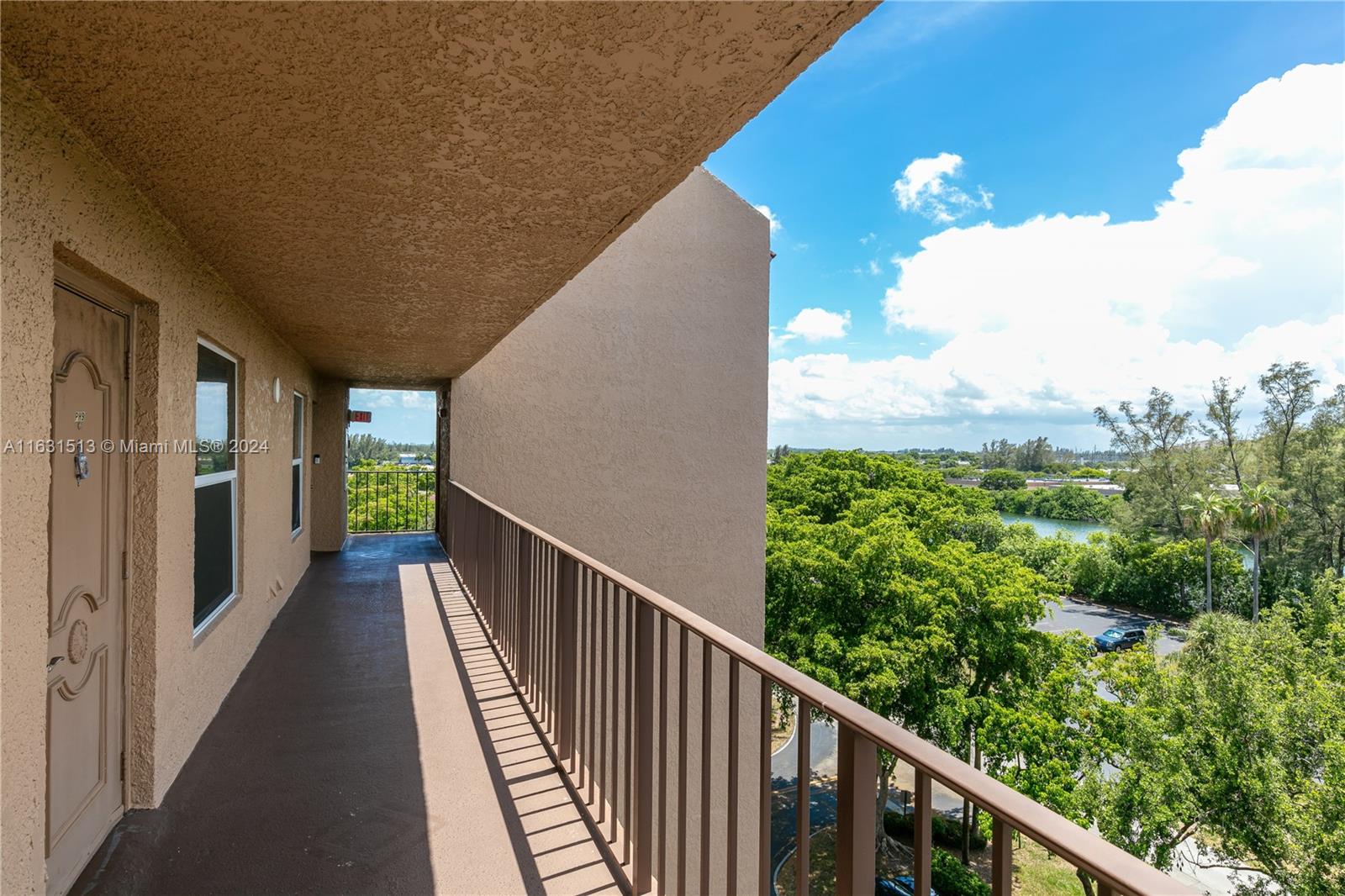 WATERS EDGE TOWERS CONDO - Residential