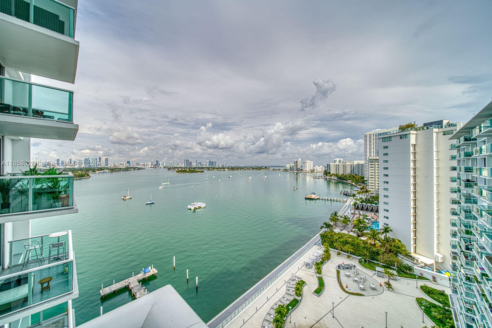 1000 West Ave 1423