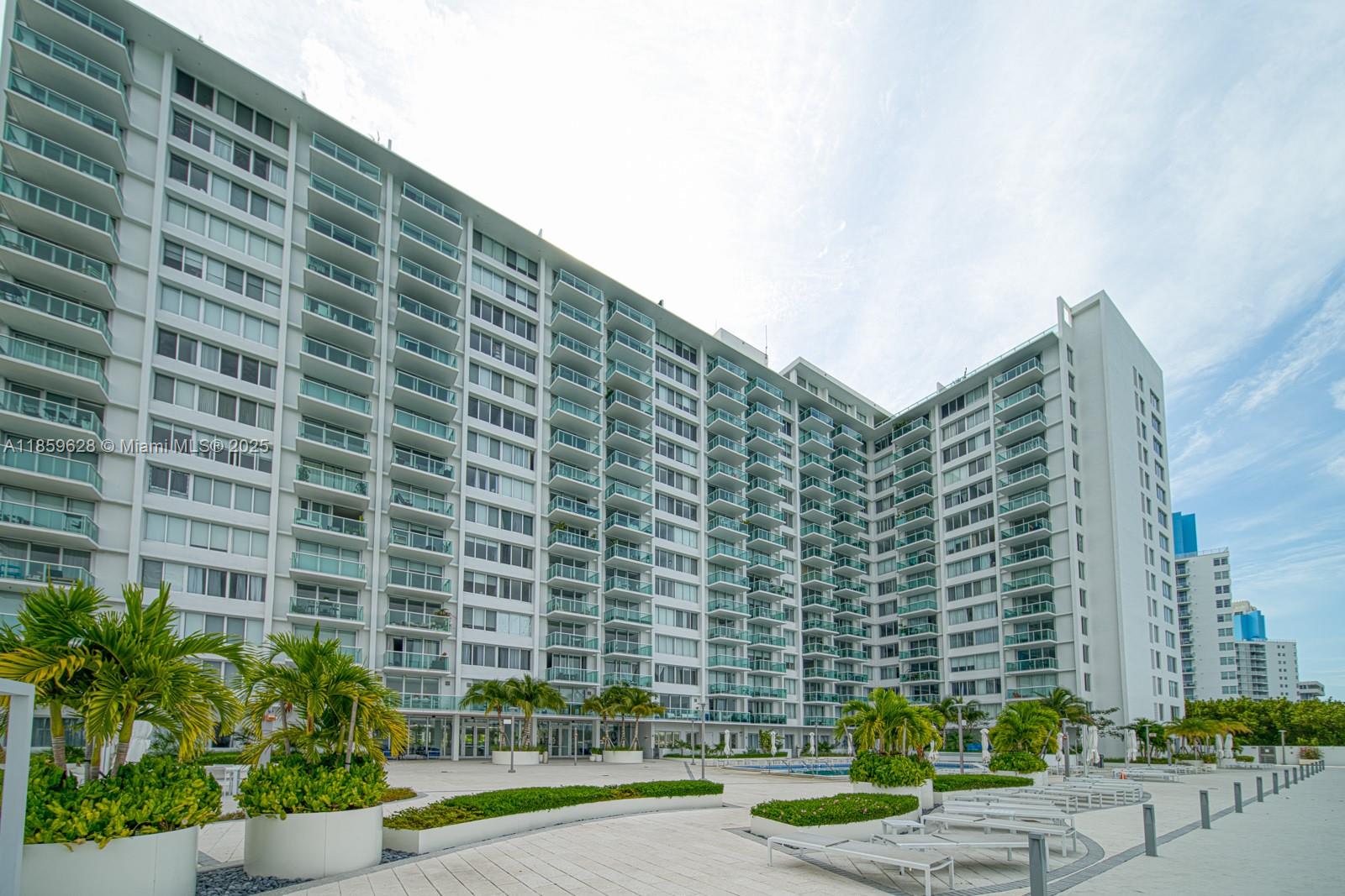 MIRADOR 1000 CONDO - Residential