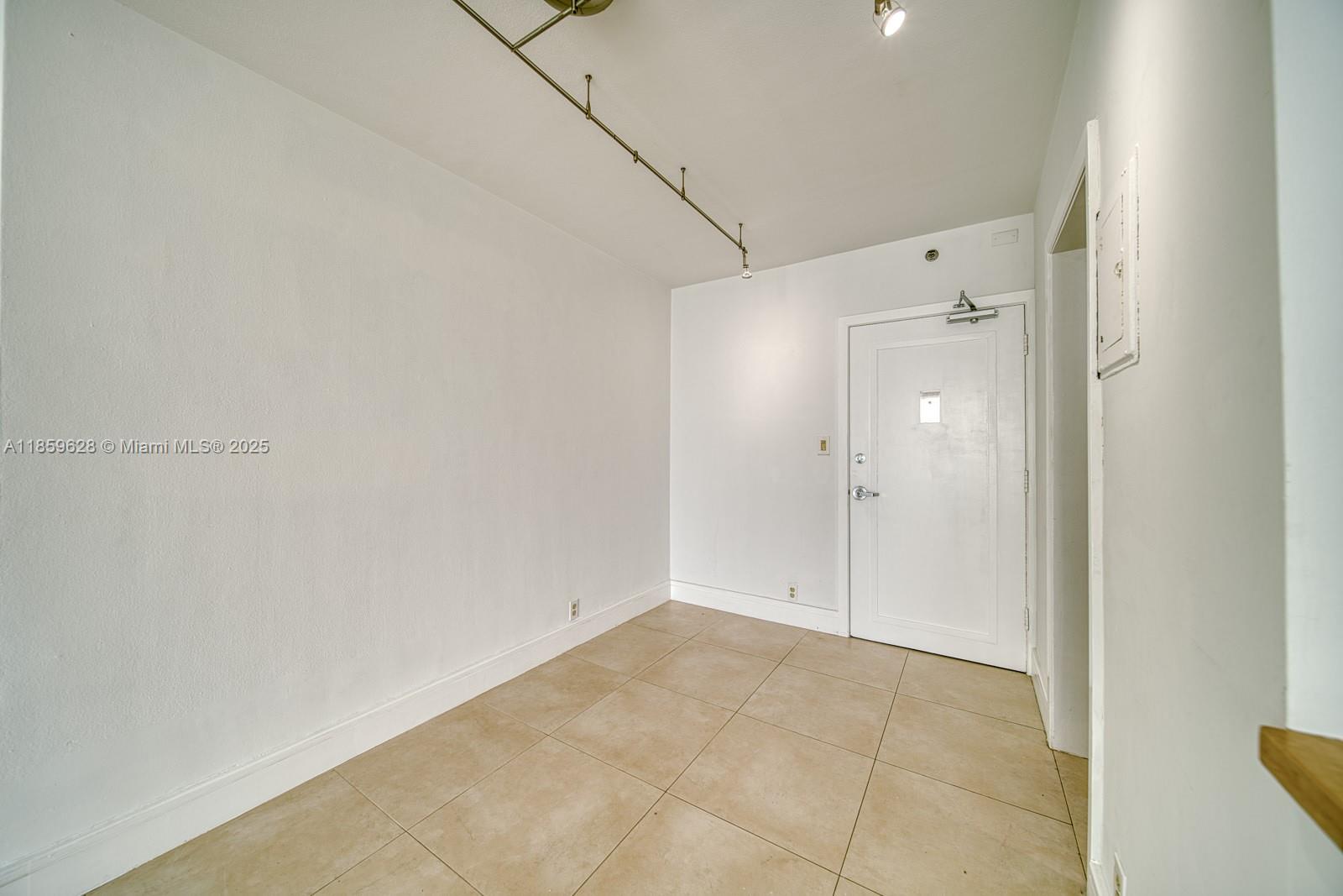 MIRADOR 1000 CONDO - Residential