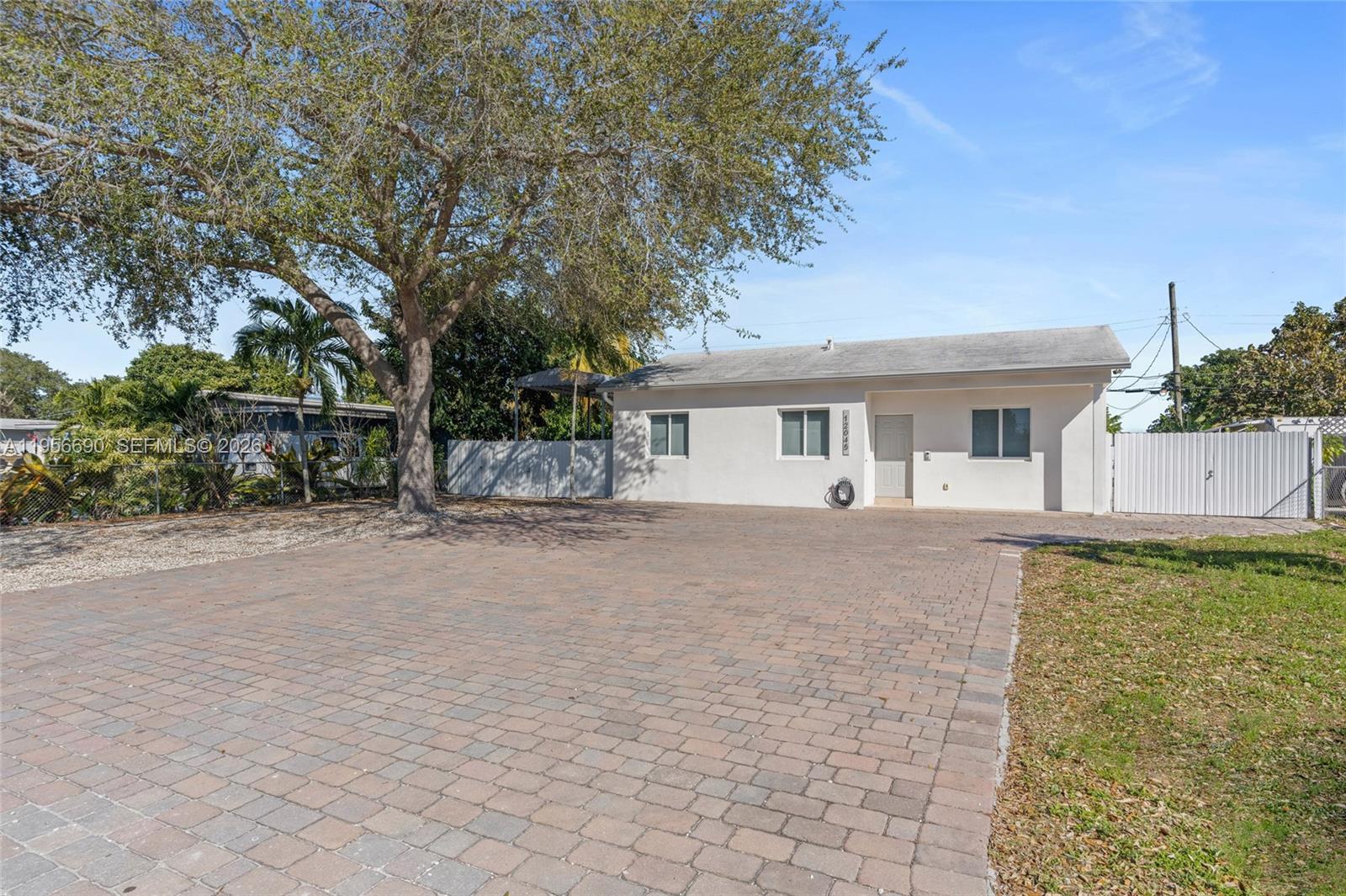 NICHOLS GOLF ESTATES - Residential