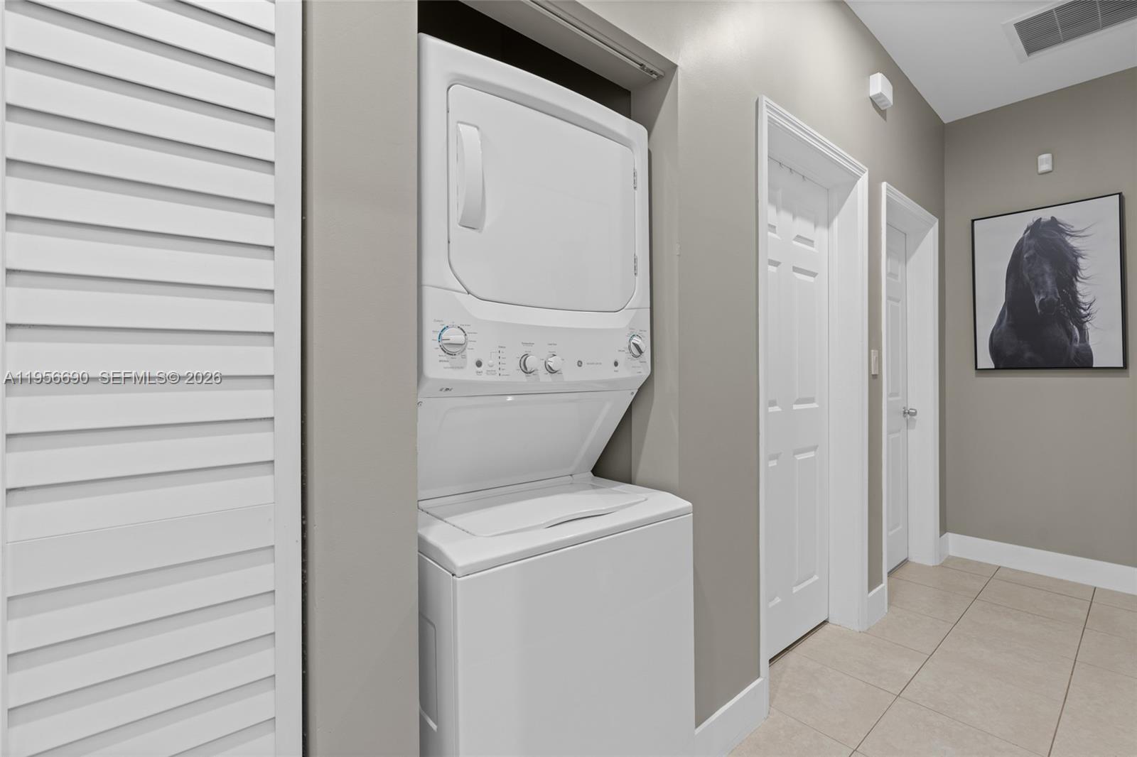 NICHOLS GOLF ESTATES - Residential