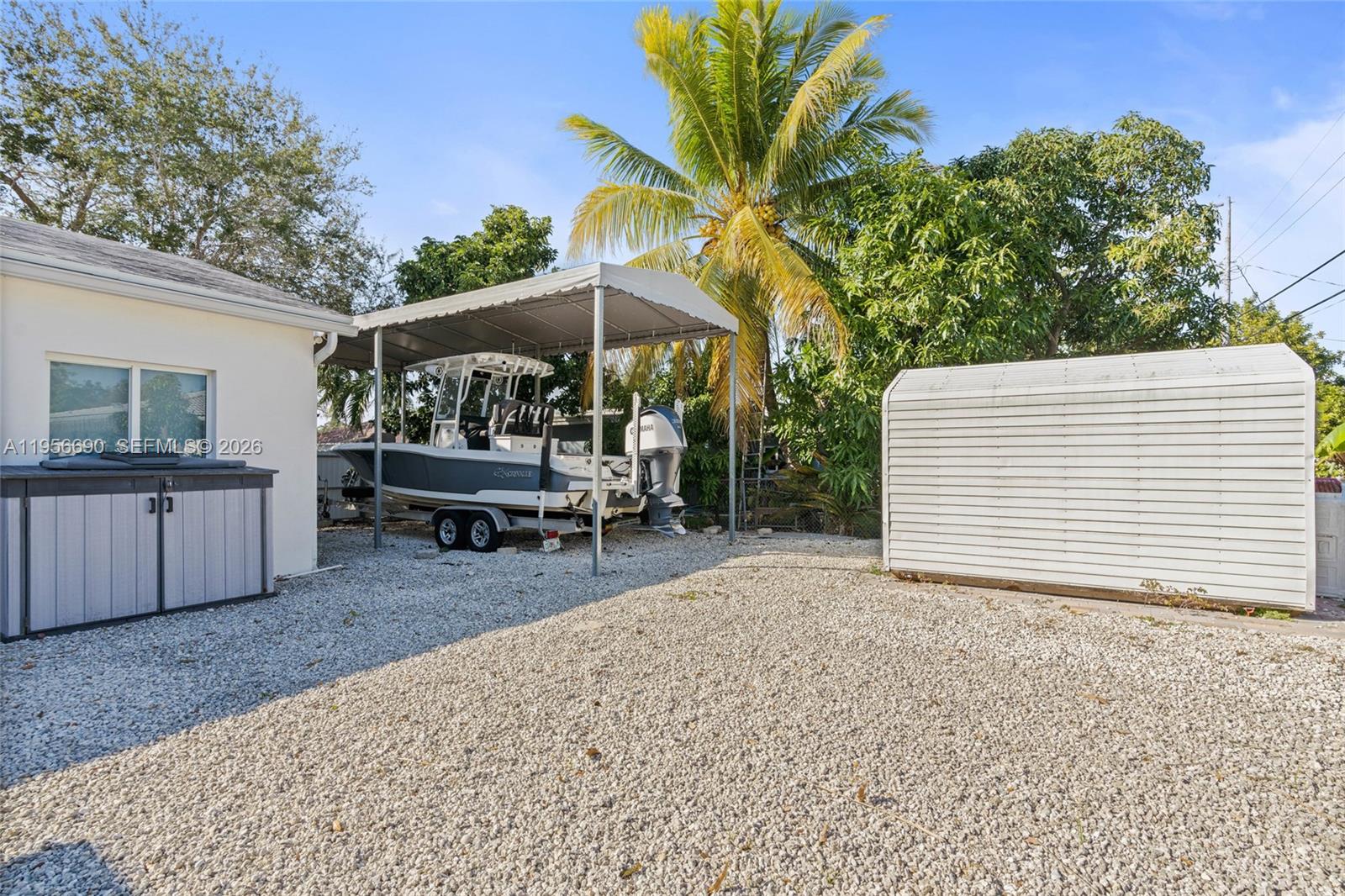 NICHOLS GOLF ESTATES - Residential