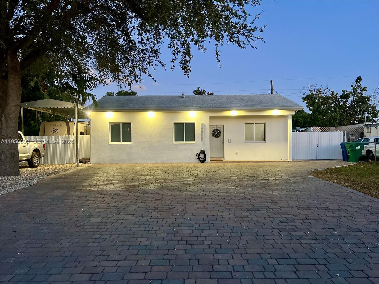 NICHOLS GOLF ESTATES - Residential