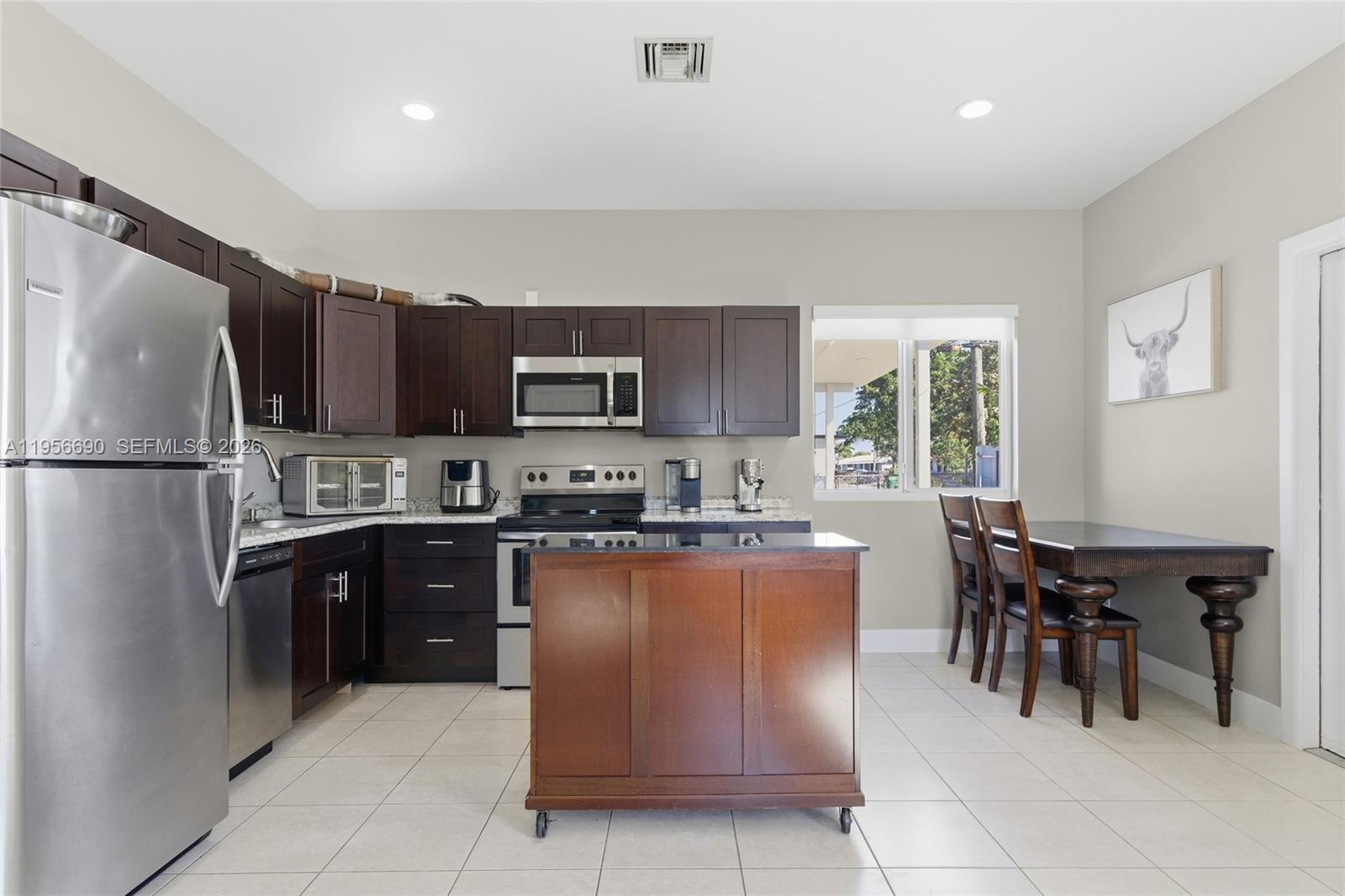 NICHOLS GOLF ESTATES - Residential