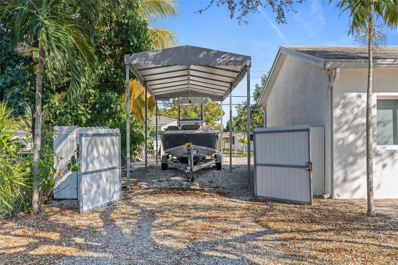 NICHOLS GOLF ESTATES - Residential