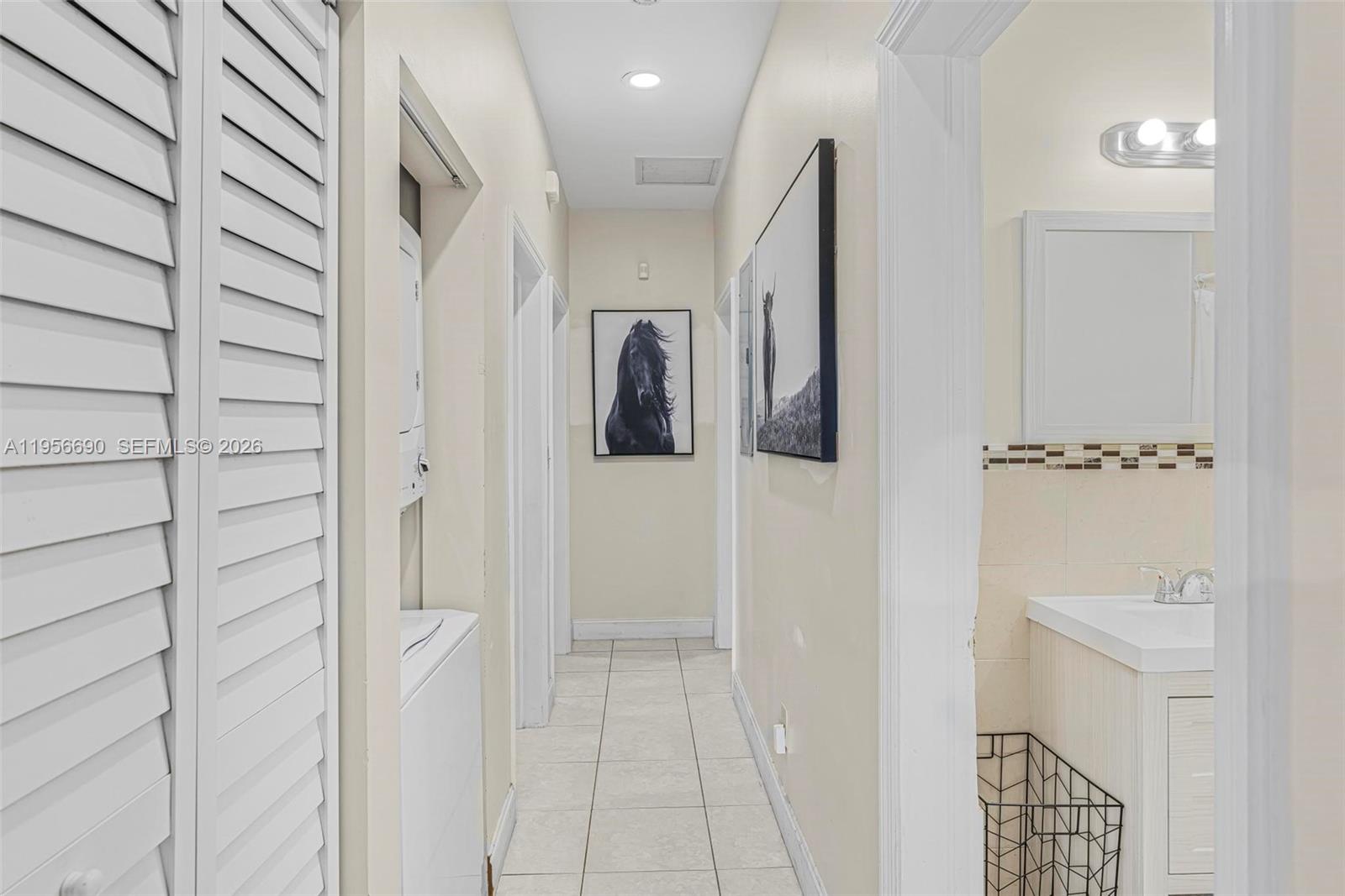 NICHOLS GOLF ESTATES - Residential