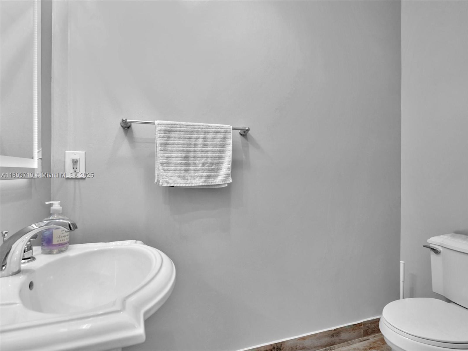 5907 Monterra Club Dr