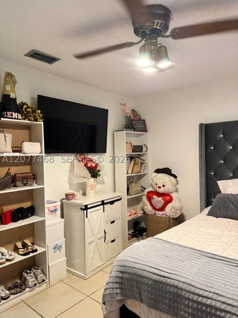 Tiny photo for 913 NW 110th Ln, Coral Springs, FL 33071 (MLS # A12077468)