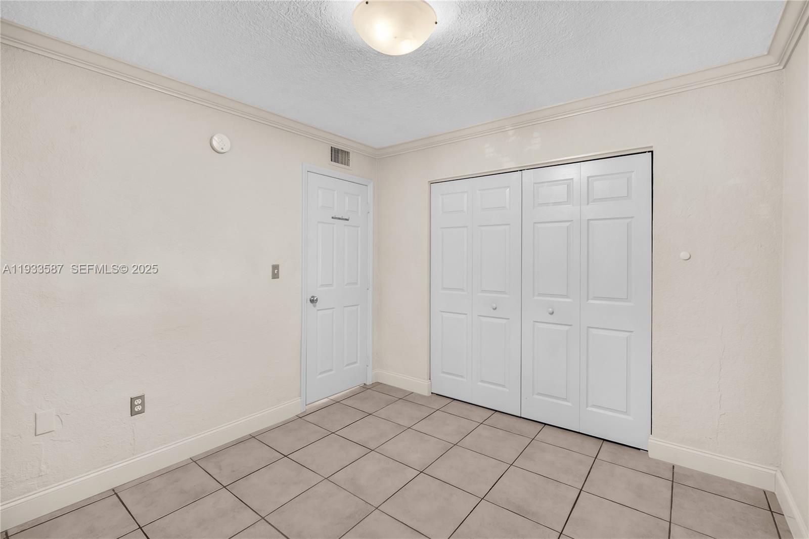 CHATEAU GROVE CONDO - Residential Lease
