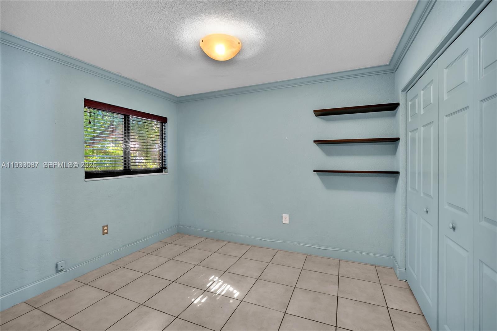 CHATEAU GROVE CONDO - Residential Lease
