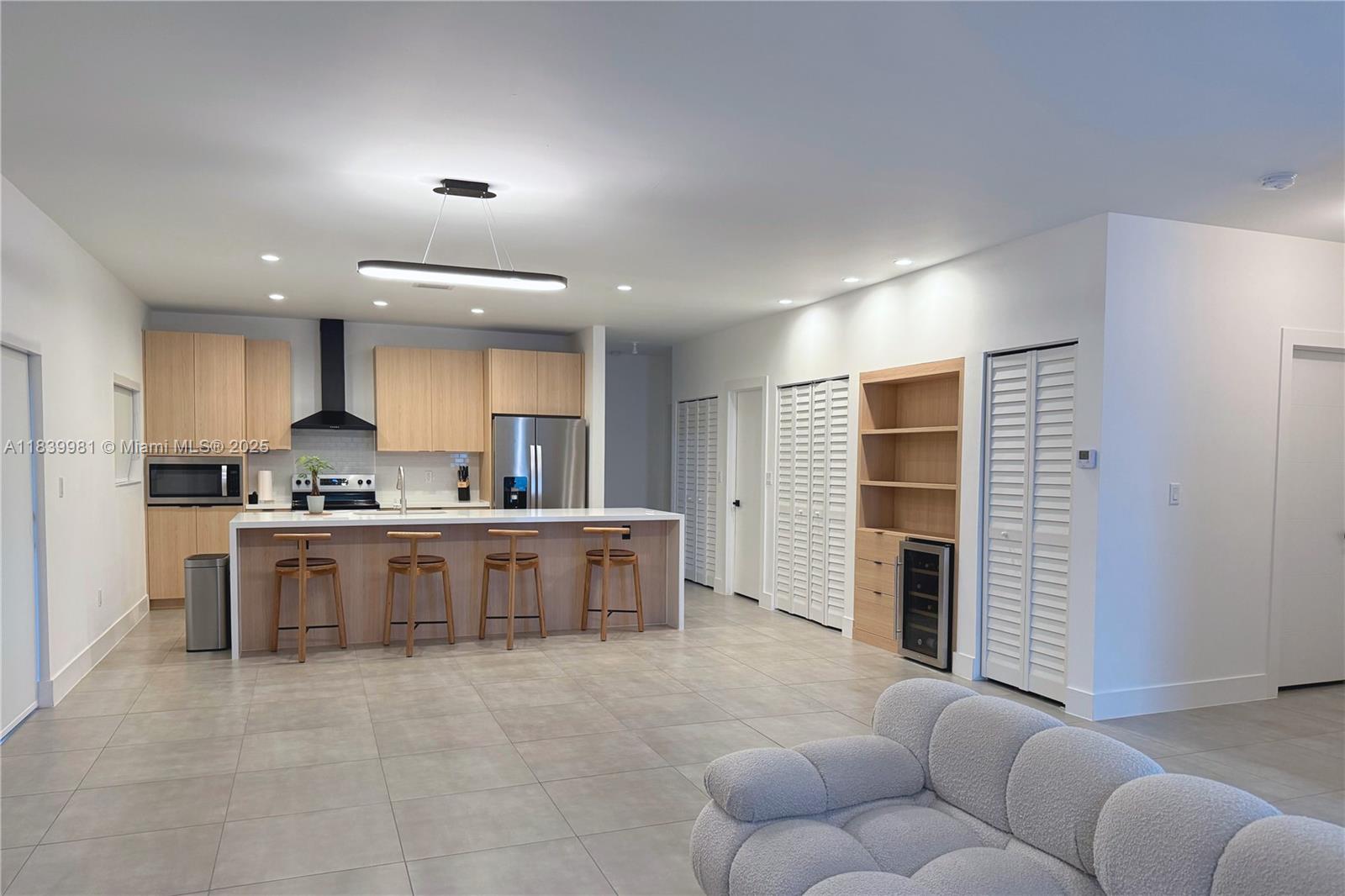 233 NW 120th St