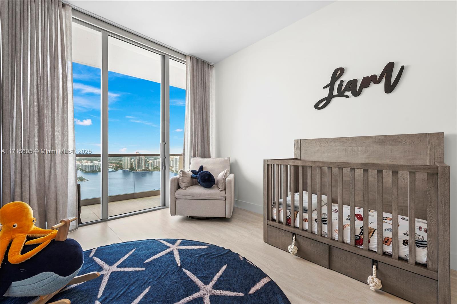 Turnberry Ocean Club - Residential