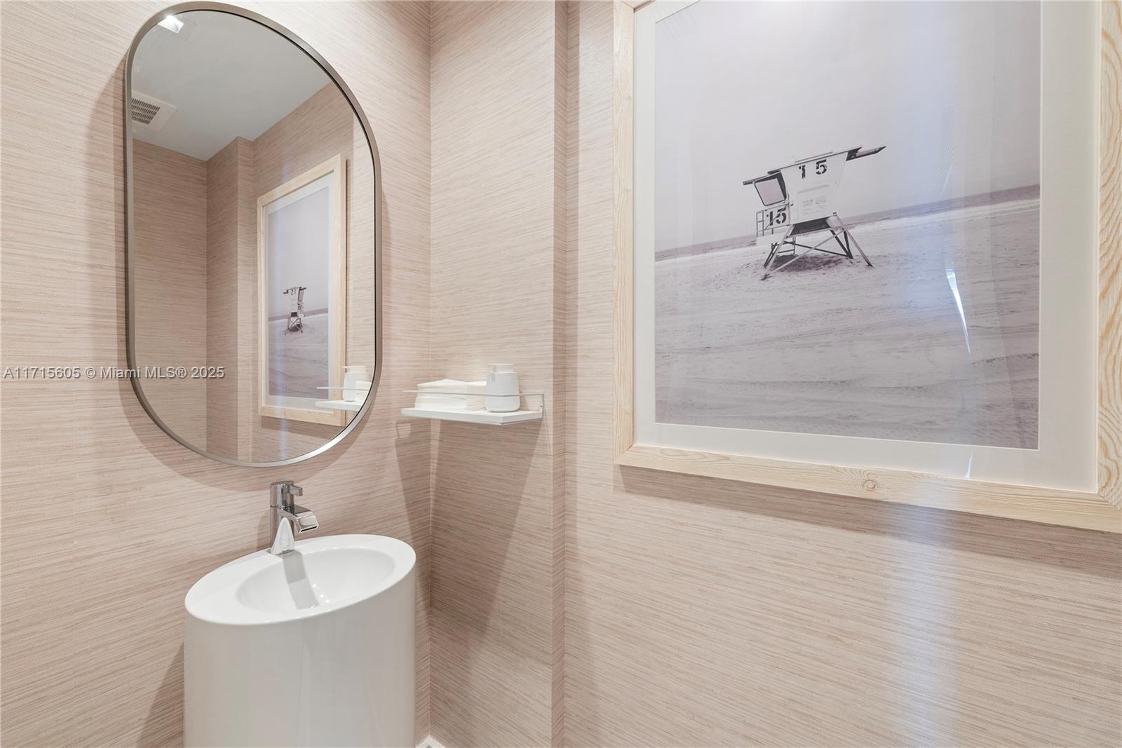 Turnberry Ocean Club - Residential