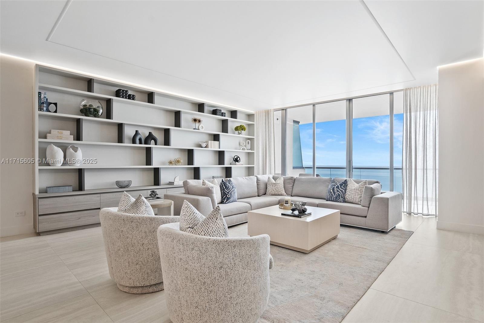 Turnberry Ocean Club - Residential